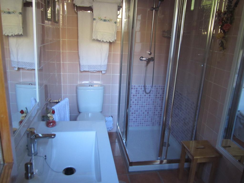 Villa La Ladera à Hoyos del Espino Chambre photo
