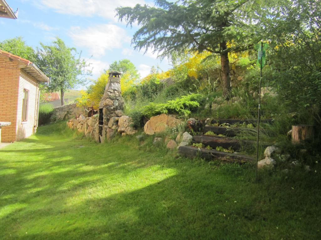 Villa La Ladera à Hoyos del Espino Extérieur photo