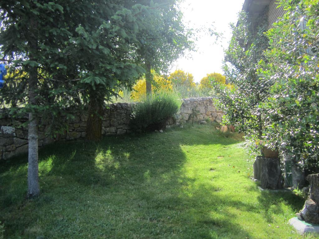 Villa La Ladera à Hoyos del Espino Extérieur photo
